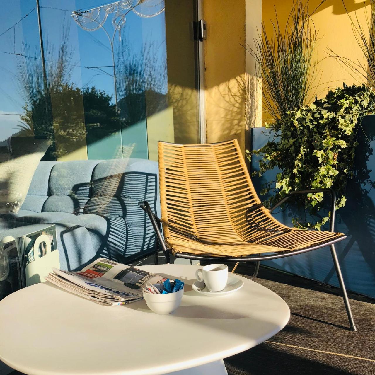 Hotel Palm Garavan Menton Bagian luar foto