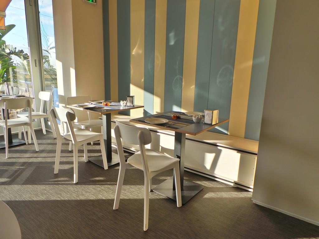 Hotel Palm Garavan Menton Bagian luar foto